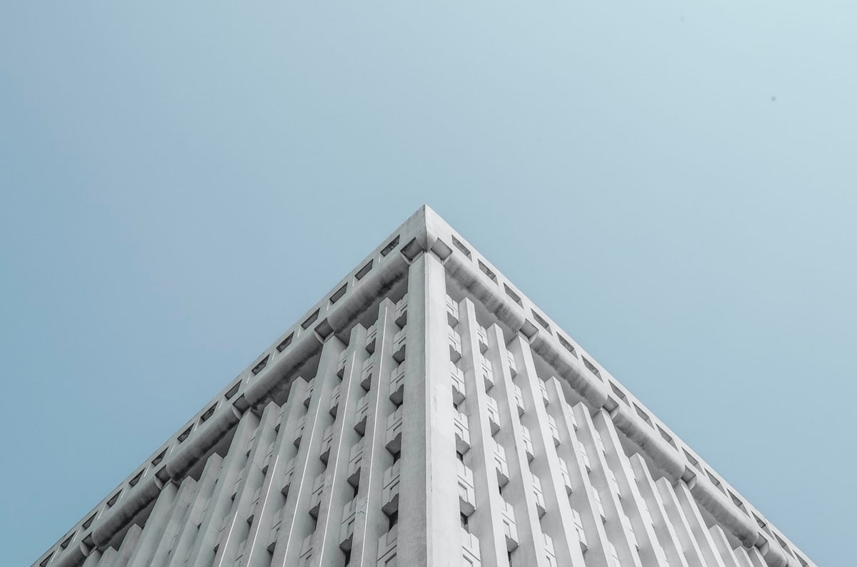 26日凌晨欧冠烽火再起，七年遇一次，切尔西与巴萨谁能笑到最后